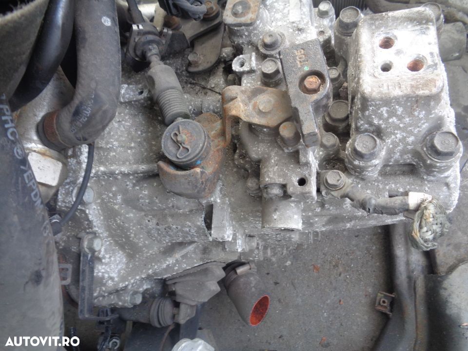 Vand Cutie de Viteza manuala 5trepte Kia Ceed 1.5 CRDI din 2010 - 1