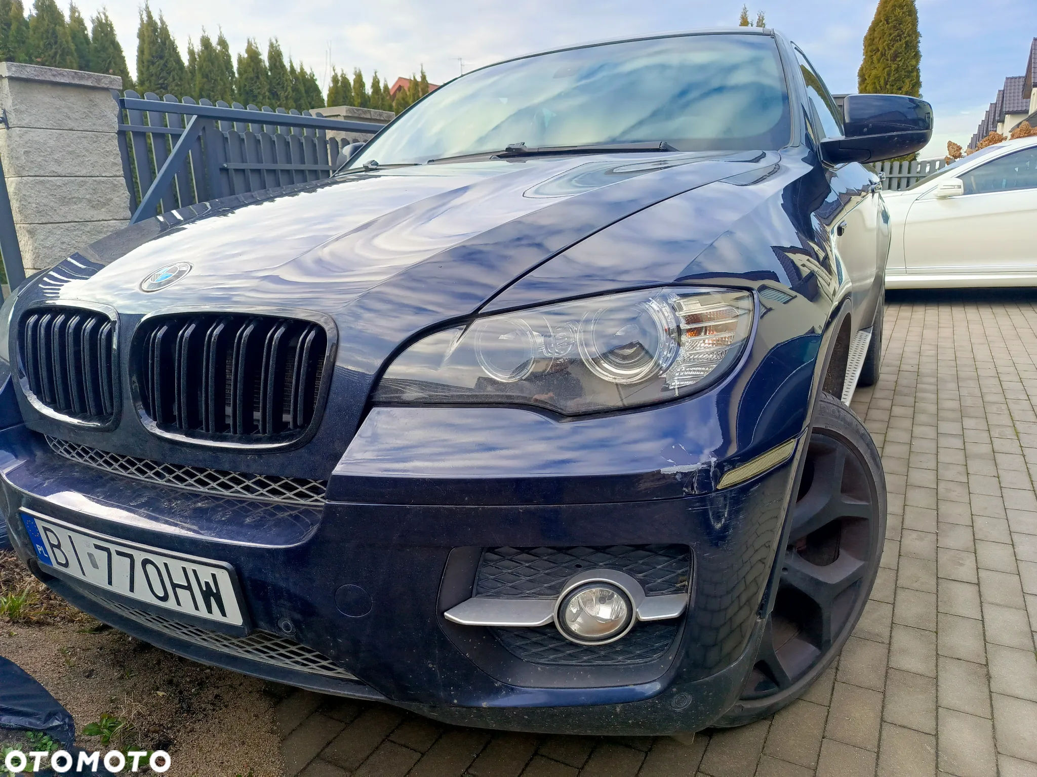 BMW X6 xDrive35i - 24