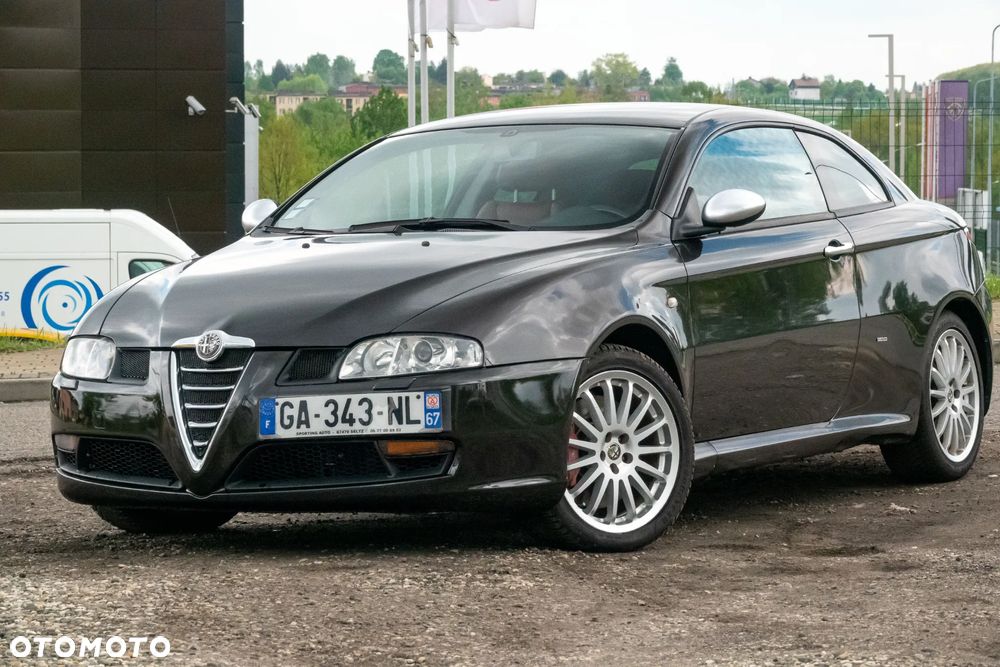 Alfa Romeo GT 3.2 24V Distinctive - 7