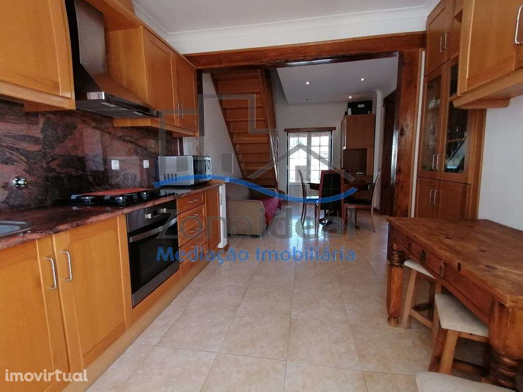 Moradia com quintal, localizada em Alenquer - Grande imagem: 4/20