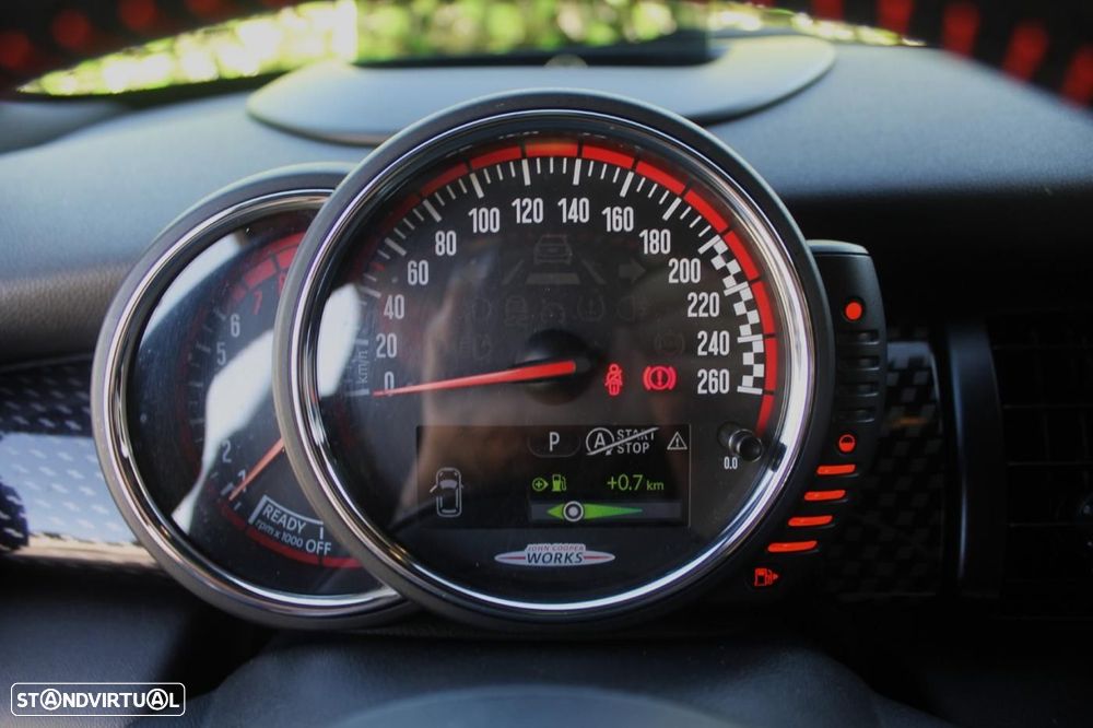 MINI 3 Portas John Cooper Works Auto Desportiva - 25