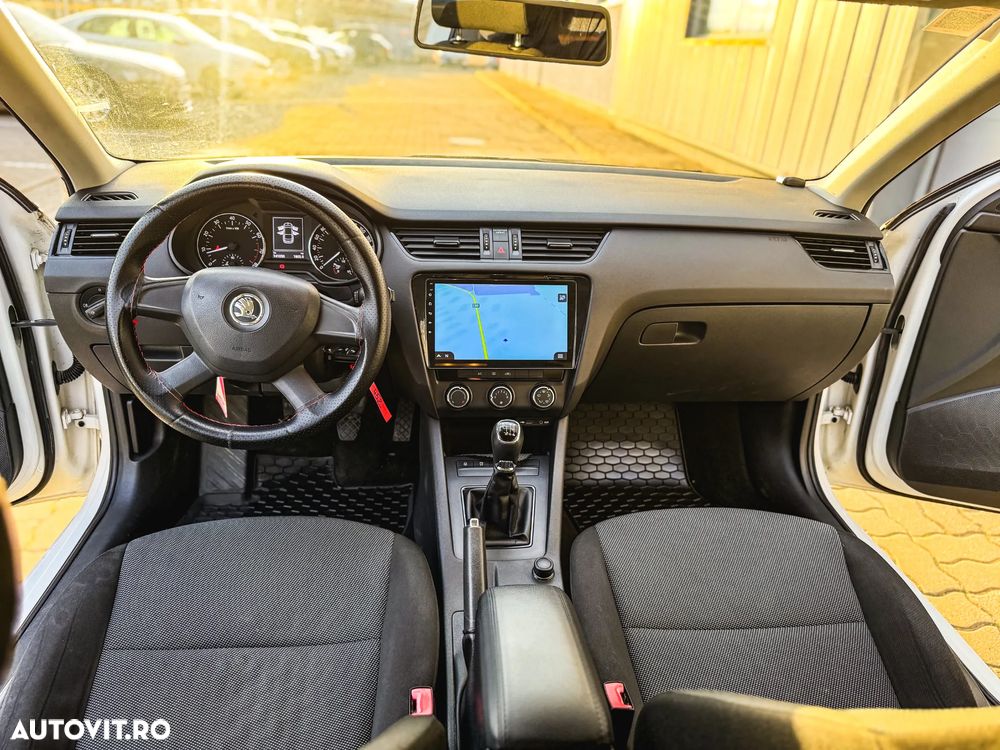 Skoda Octavia 1.2 TSI AMBITION - 8