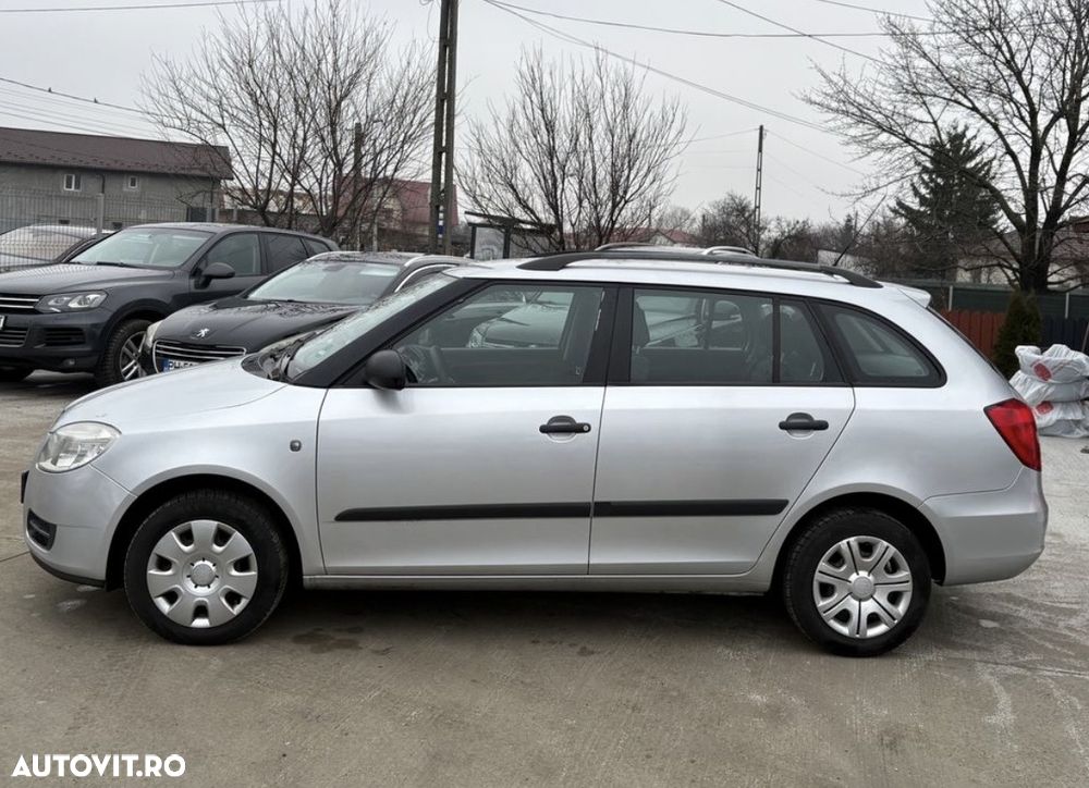 Skoda Fabia 1.2 HTP STYLE EDITION - 5