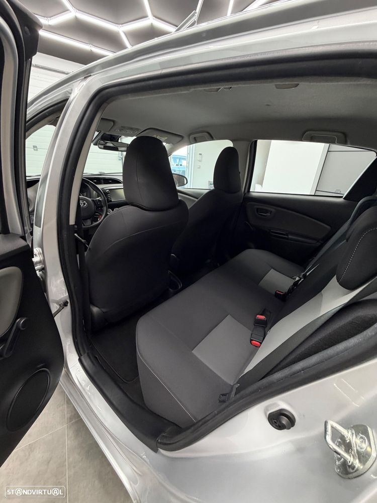Toyota Yaris 1.0 VVT-i Exclusive - 18