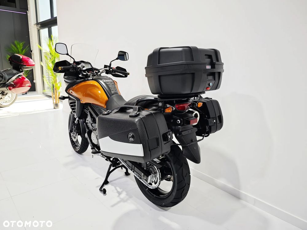 Suzuki V-STROM - 13