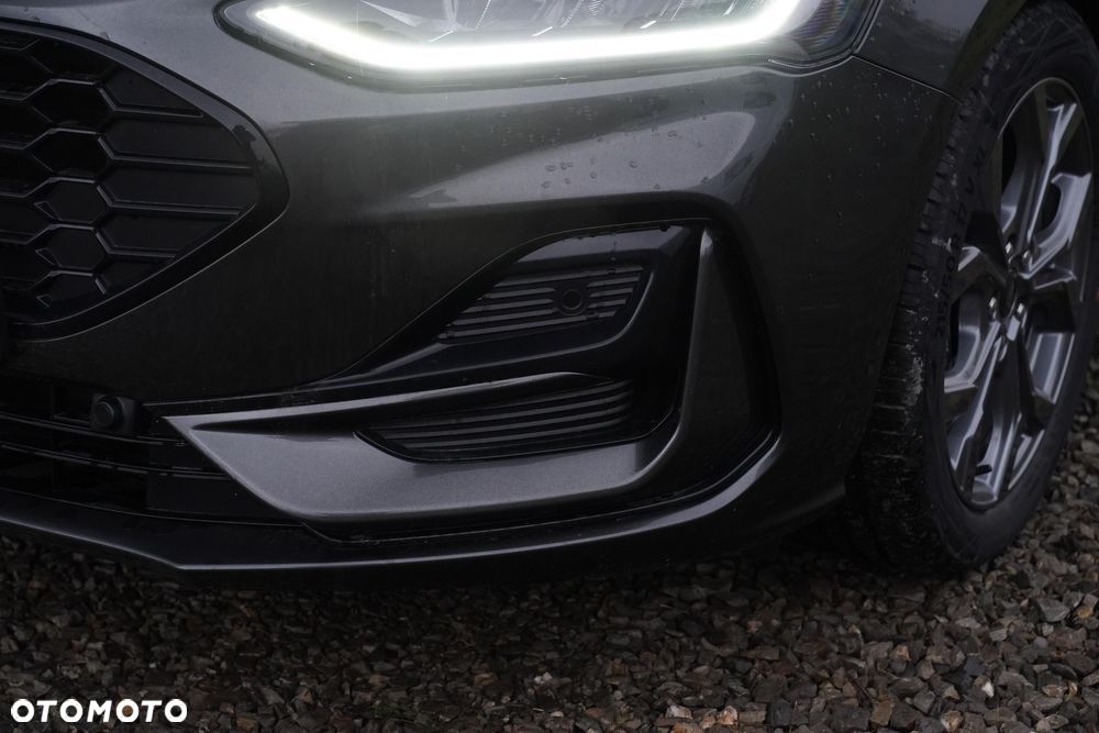 Ford Focus 1.0 EcoBoost mHEV ST-Line X - 20