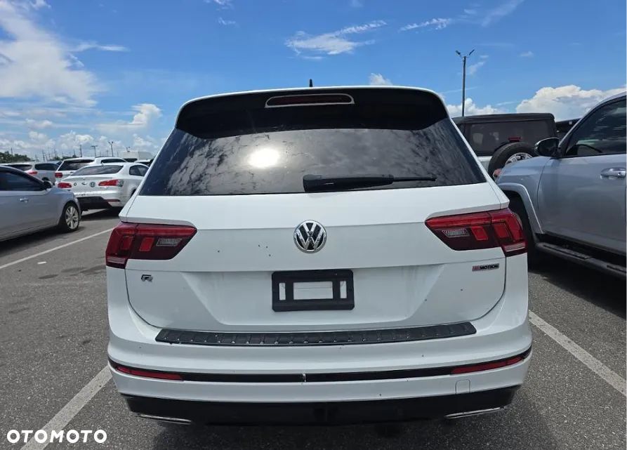 Volkswagen Tiguan - 6
