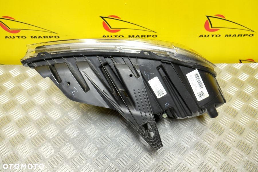 DODGE DURANGO LIFT 2021- REFLEKTOR LAMPA PRAWA CZARNA LED USA - 6