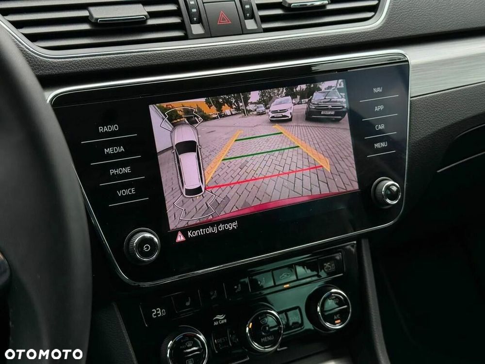 Skoda Superb 2.0 TSI Style DSG - 13