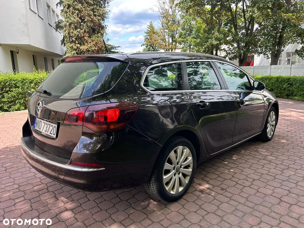 Opel Astra 1.7 CDTI Cosmo - 8