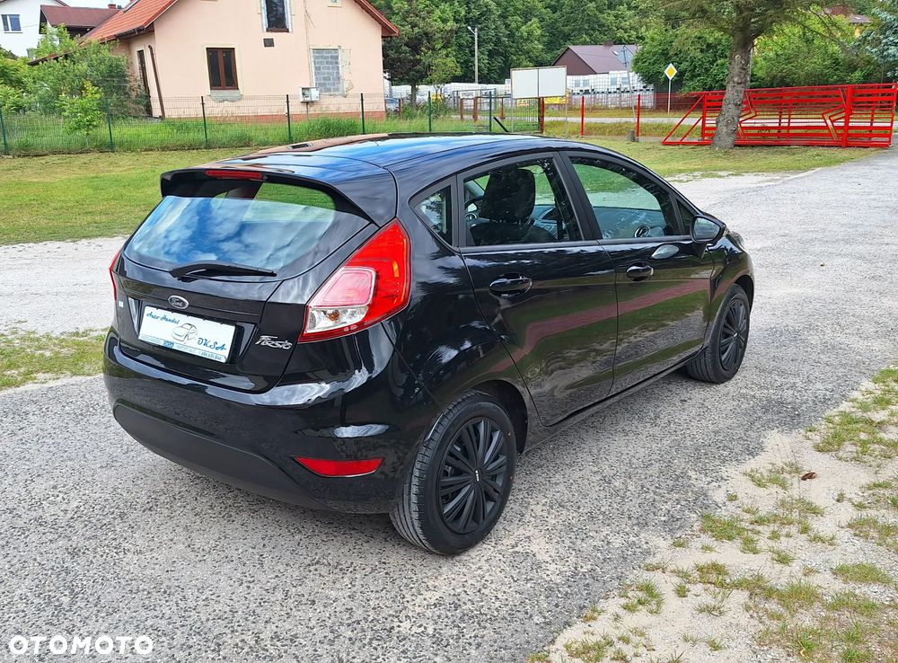 Ford Fiesta 1.0 Champions Edition - 9