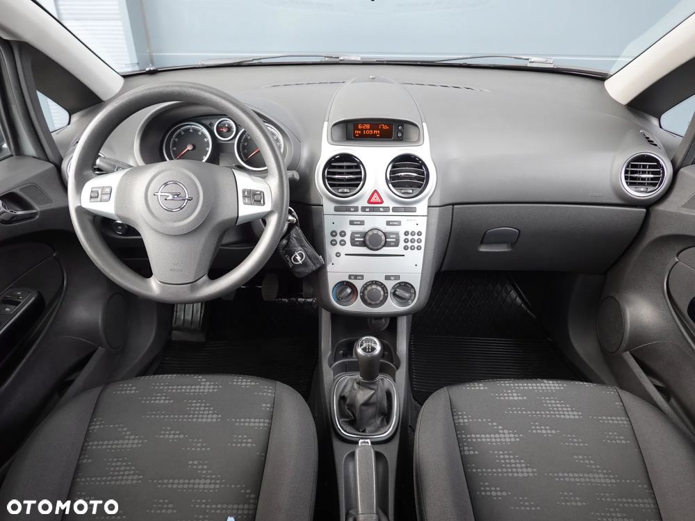 Opel Corsa 1.2 16V Edition / Active - 10
