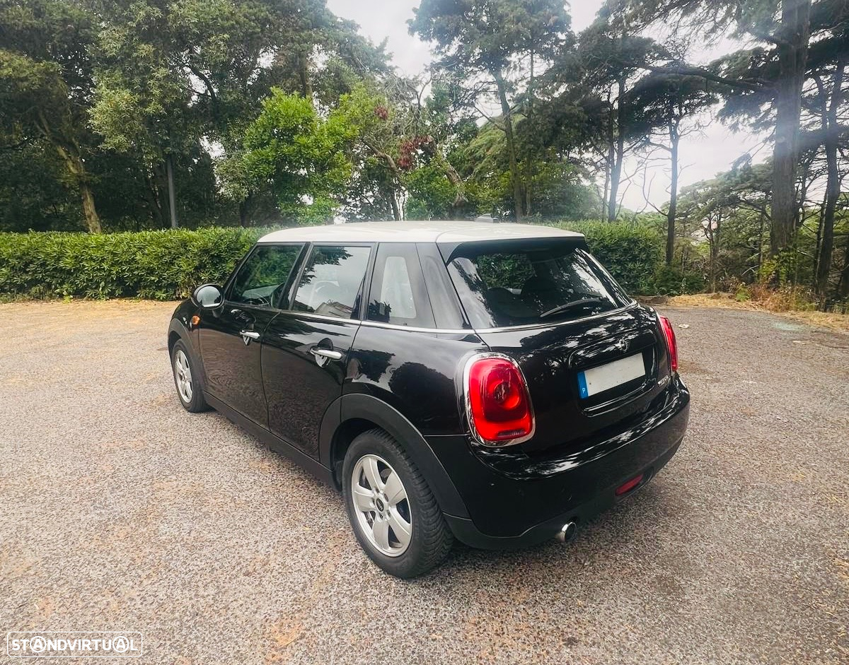 MINI 5 Portas Cooper D - 5