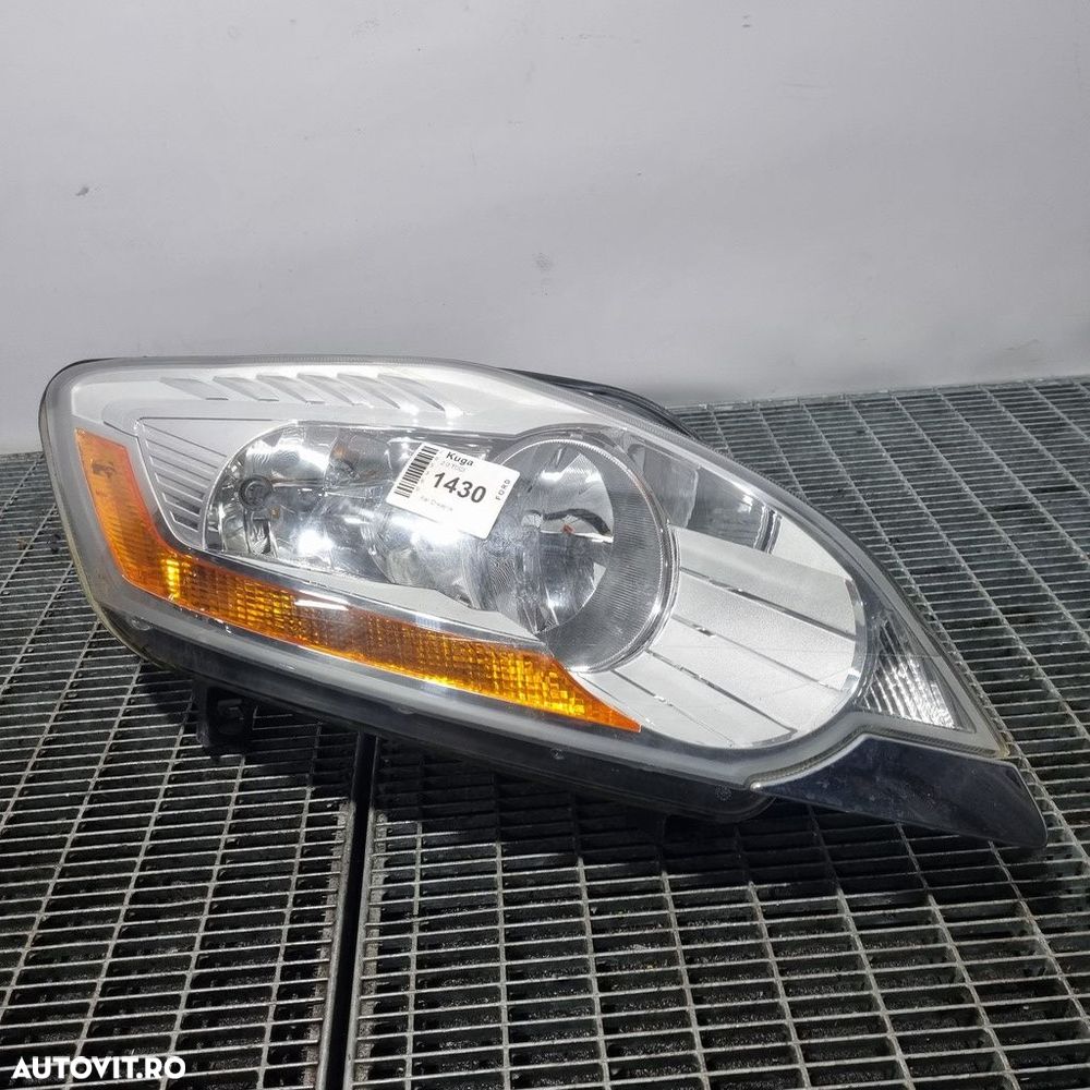 Far Dreapta Ford Kuga 2008 - 2010 SUV 4 Usi (1430) Fara xenon - 1
