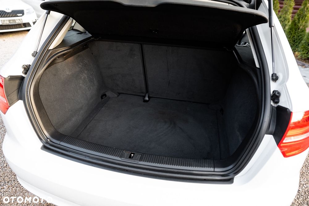 Audi A3 Sportback 1.6 Ambition - 20