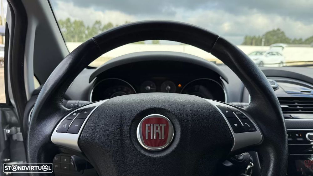 Fiat Punto 1.3 M-Jet Lounge Start&Stop - 19