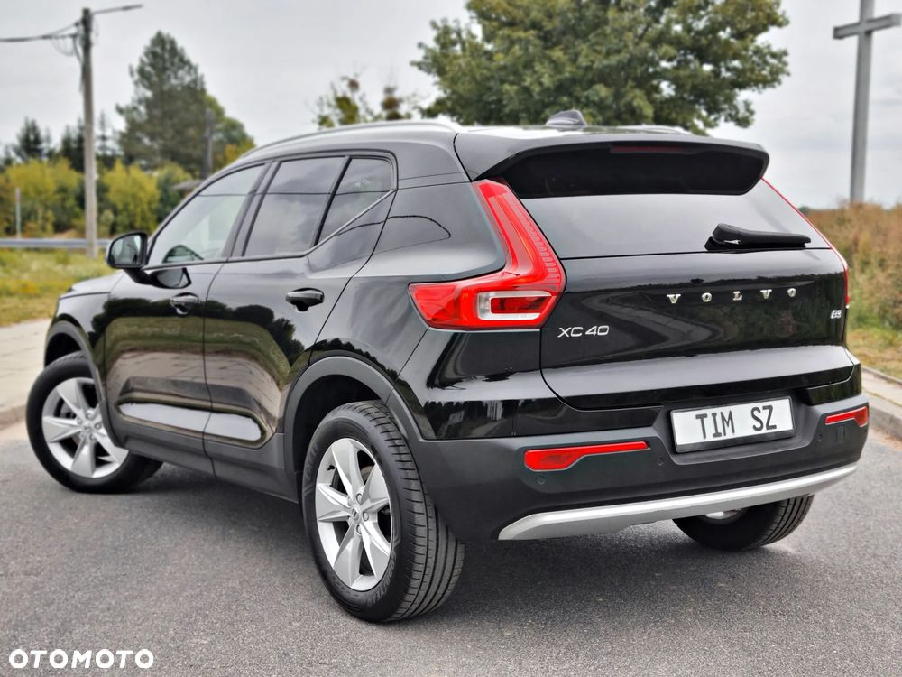 Volvo XC 40 B3 B DKG Ultra Black Edition - 13