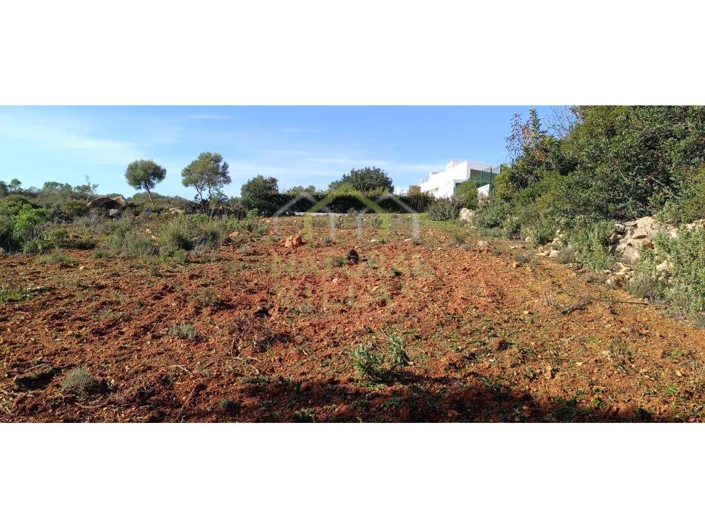 Terrenos Rústicos Próximos à Urbanização Cerro Azul em Quelfes, Olhão - Grande imagem: 3/9