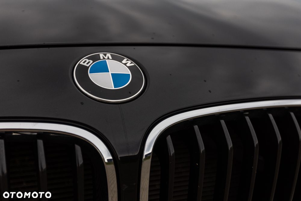 BMW Seria 1 118d Sport Line - 12