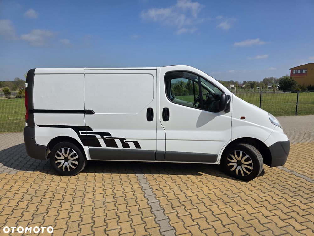 Opel Vivaro - 5