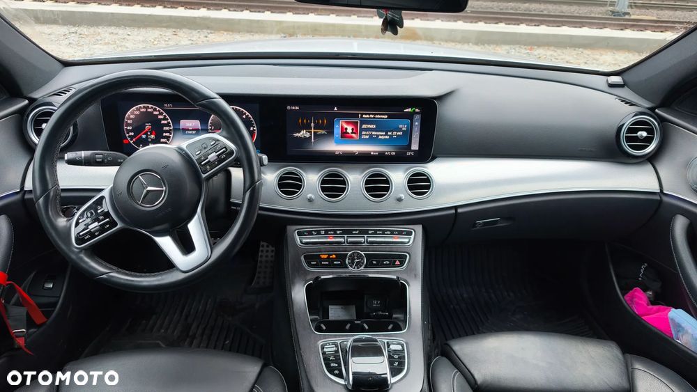 Mercedes-Benz Klasa E 200 d 9G-TRONIC Avantgarde - 3