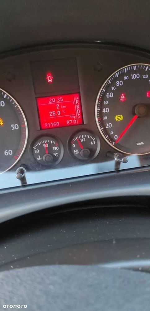 Volkswagen Touran 2.0 TDI DPF DSG STYLE - 12