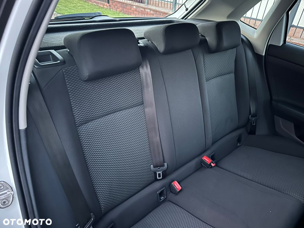Volkswagen Polo 1.6 TDI SCR Comfortline - 15