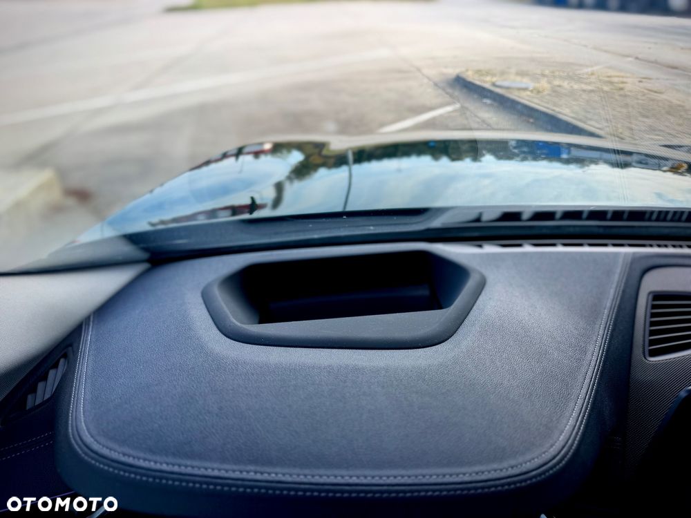 BMW Seria 5 540d xDrive mHEV Luxury Line - 29