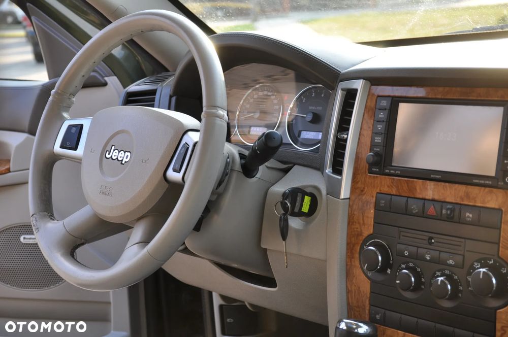 Jeep Grand Cherokee 3.0 CRD Limited - 26