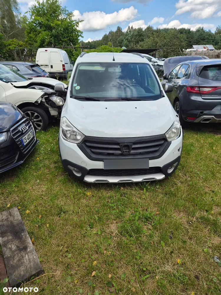 Dacia Lodgy dCi 110 Stepway - 3