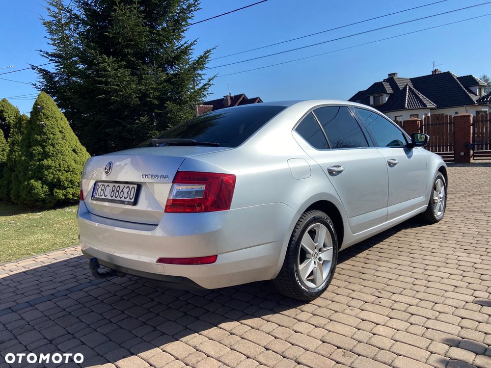 Skoda Octavia 1.6 TDI Ambition - 16