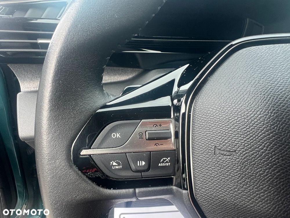 Peugeot 308 1.5 BlueHDi Allure S&S EAT8 - 23