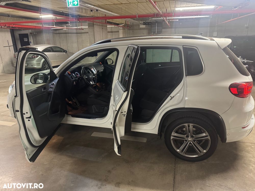 Volkswagen Tiguan - 12