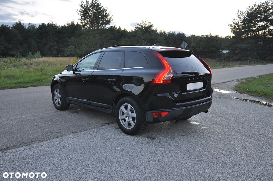 Volvo XC 60 3.2 AWD Momentum - 8
