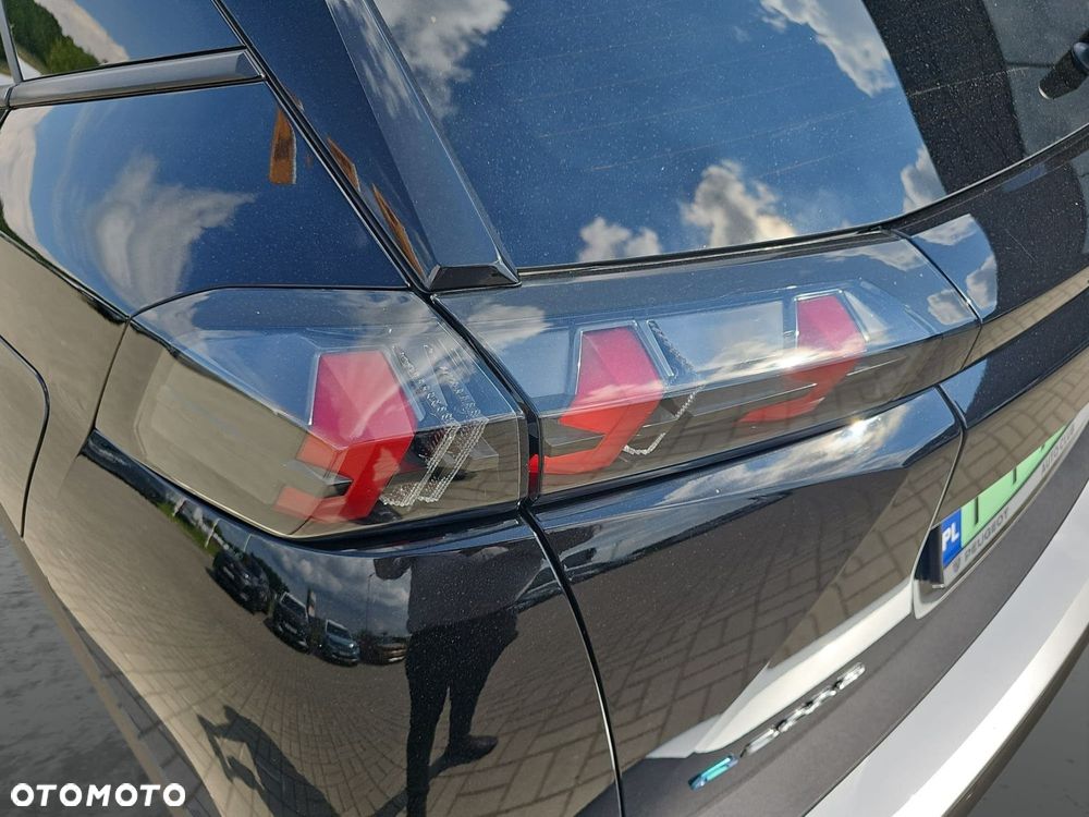 Peugeot 2008 - 11