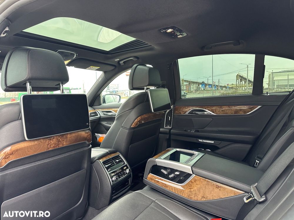 BMW Seria 7 730d xDrive - 9