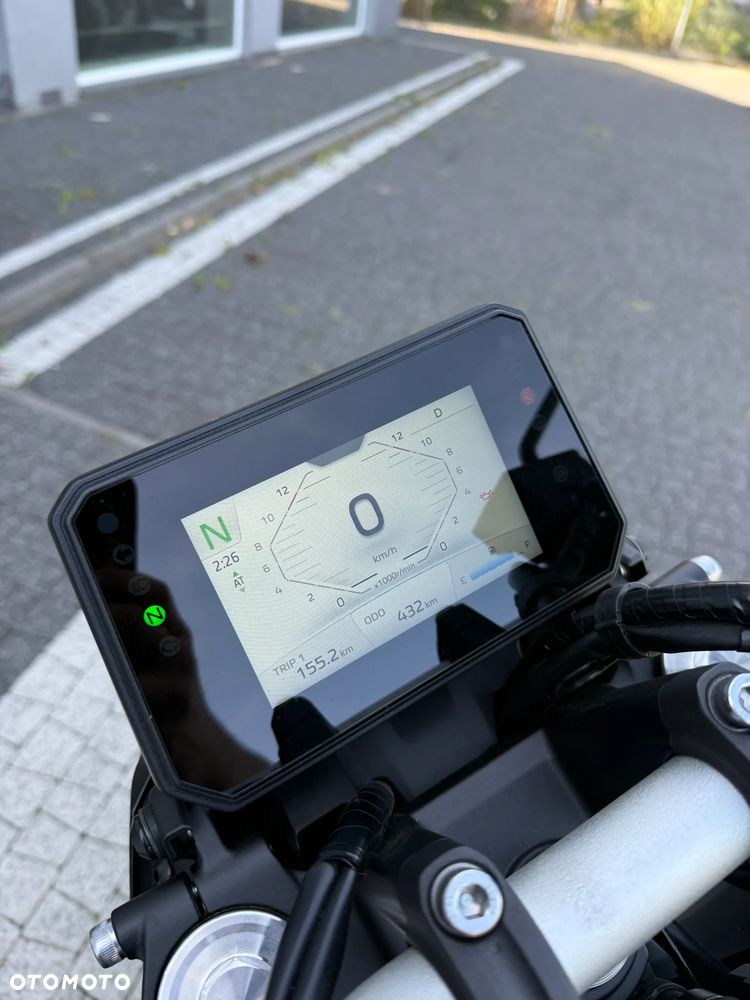 Yamaha MT - 7