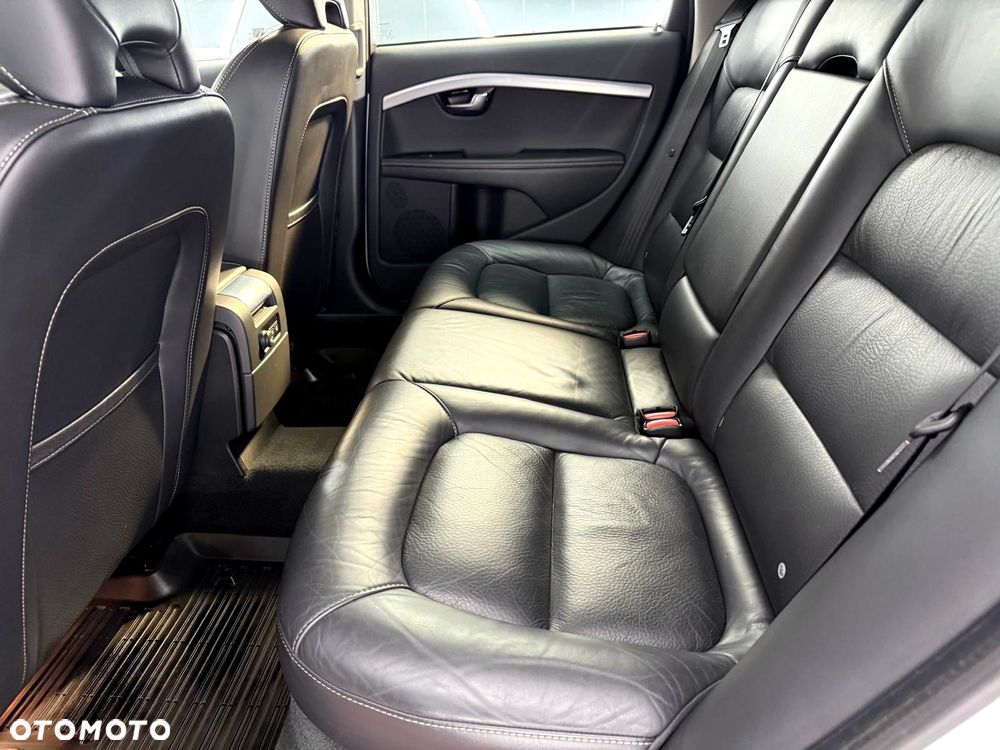 Volvo XC 70 D4 Momentum - 26