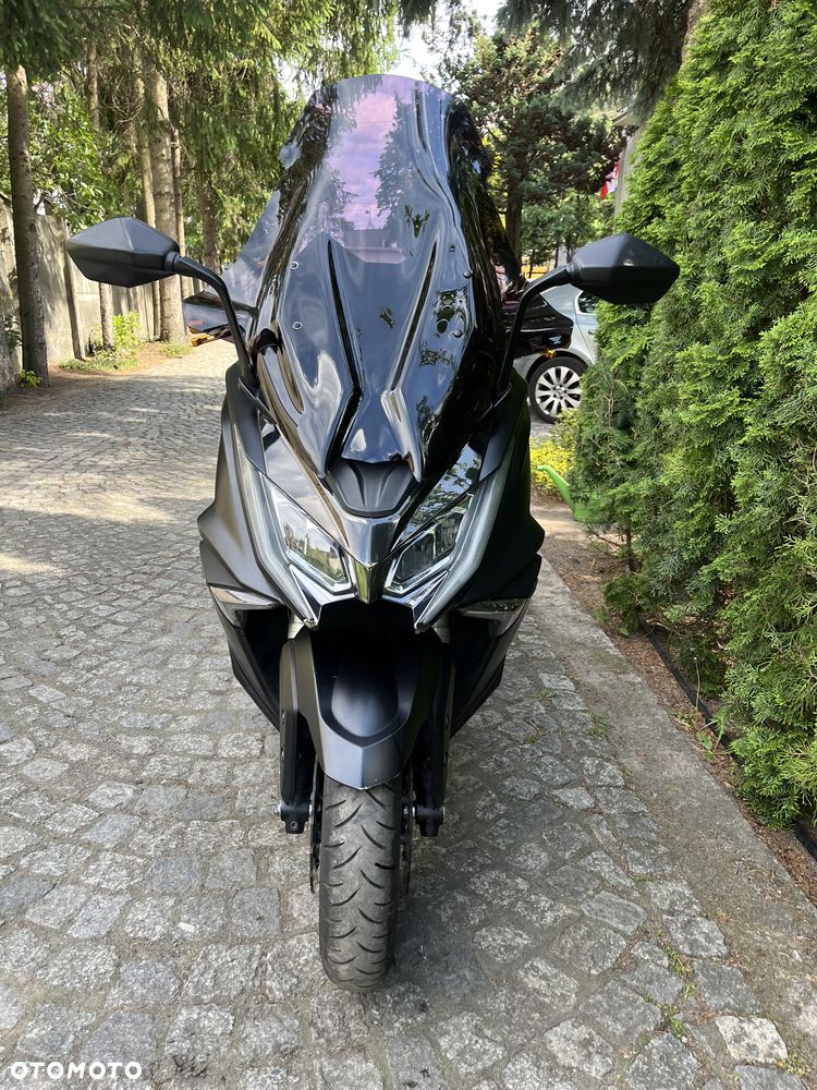 Kymco AK 550 - 19