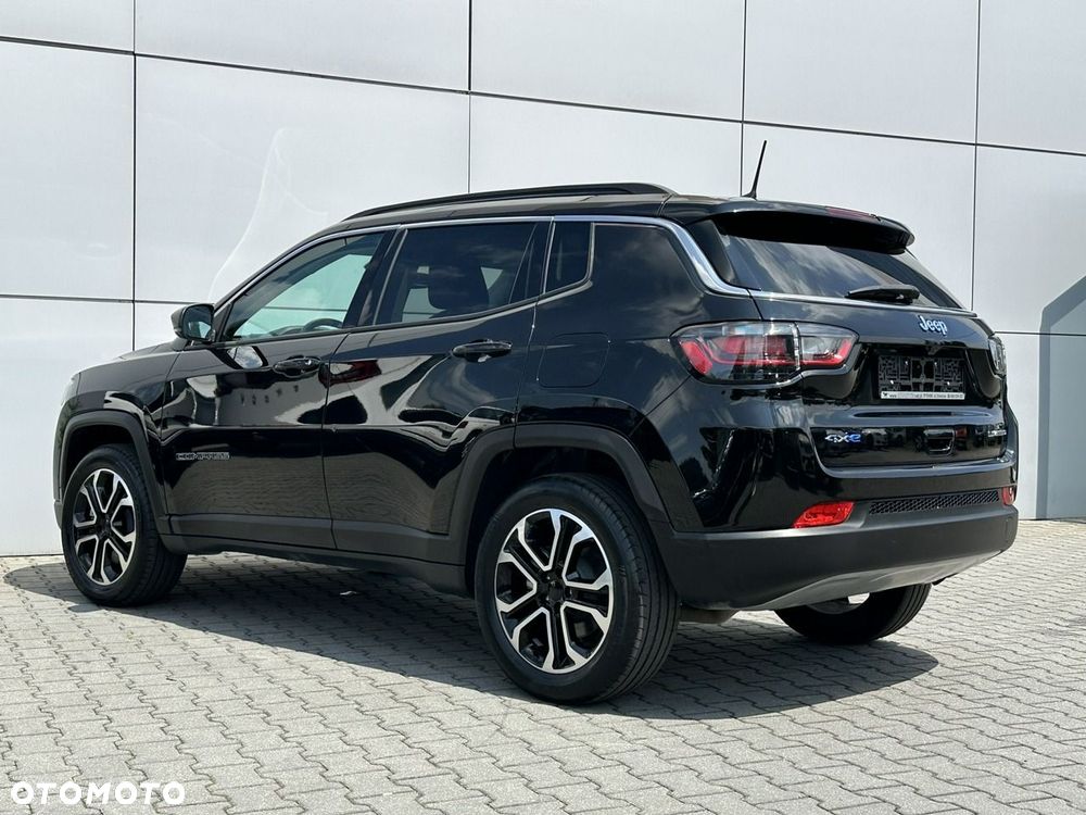 Jeep Compass - 12