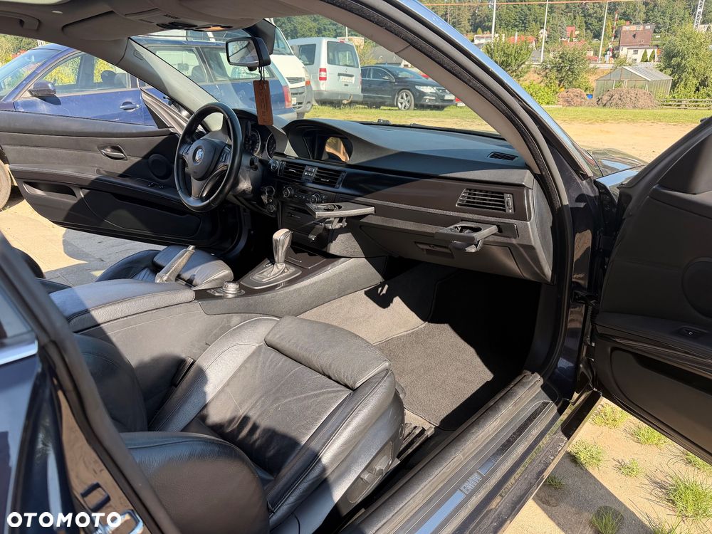 BMW Seria 3 325i - 11
