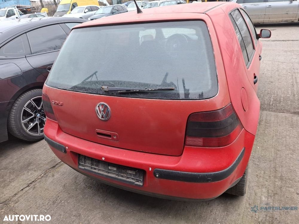 Dezmembrez VOLKSWAGEN GOLF IV 1J1 2000 1.9 TDI ALH 66KW|90HP - 2