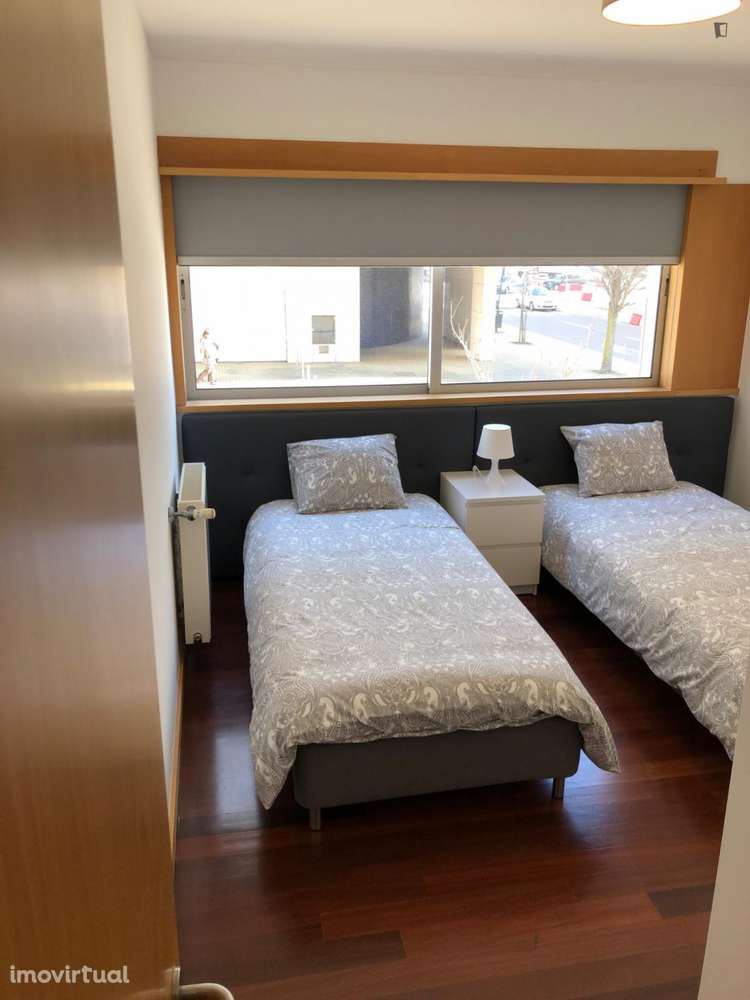 Casa com 3 quartos - localizado em Senhora da Hora Porto - Grande imagem: 5/60