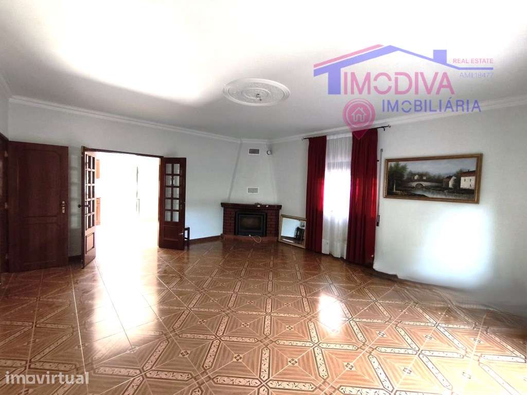 Apartamento T2 rés do chão para arrendamento em Figueiró dos Vinhos - Grande imagem: 4/21