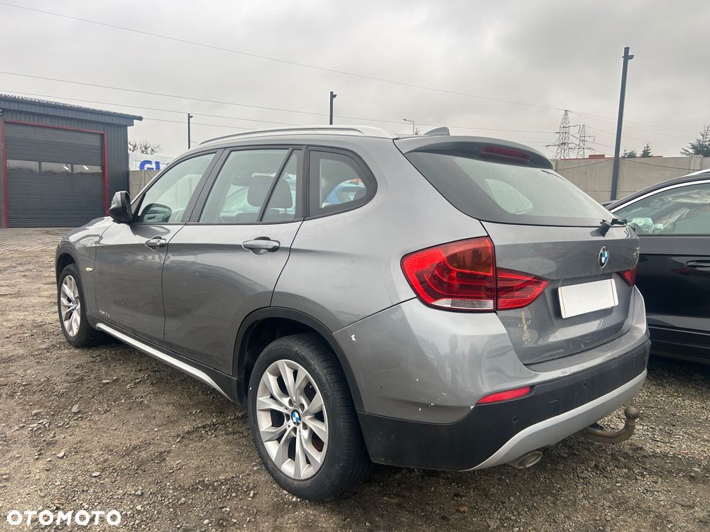 BMW X1 xDrive18d - 3