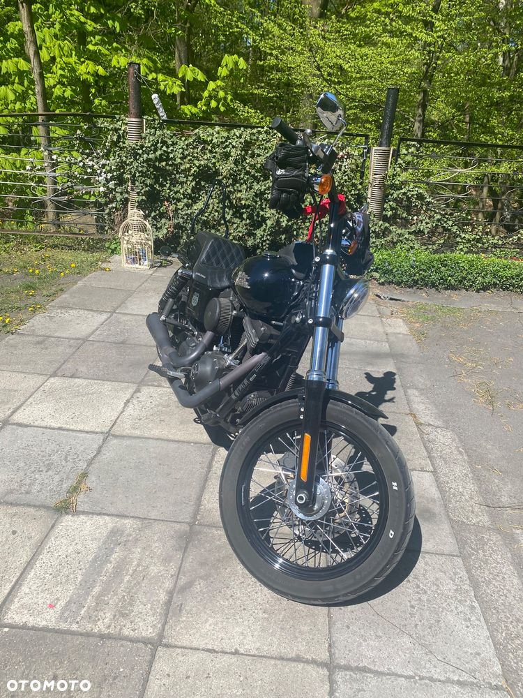 Harley-Davidson Dyna Street Bob - 5