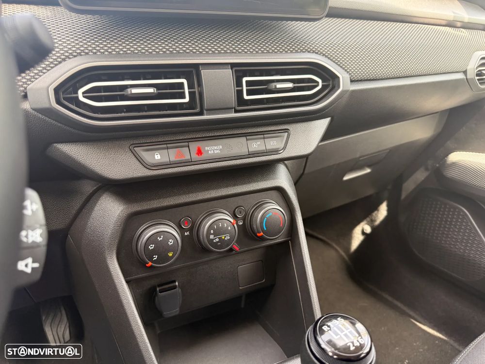 Dacia Jogger 1.0 ECO-G Expression 7L Bi-Fuel - 17