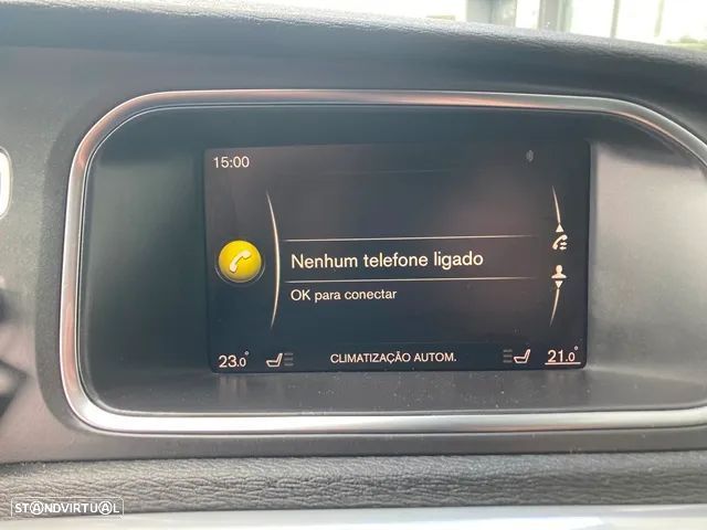 Volvo V40 T2 Momentum - 25