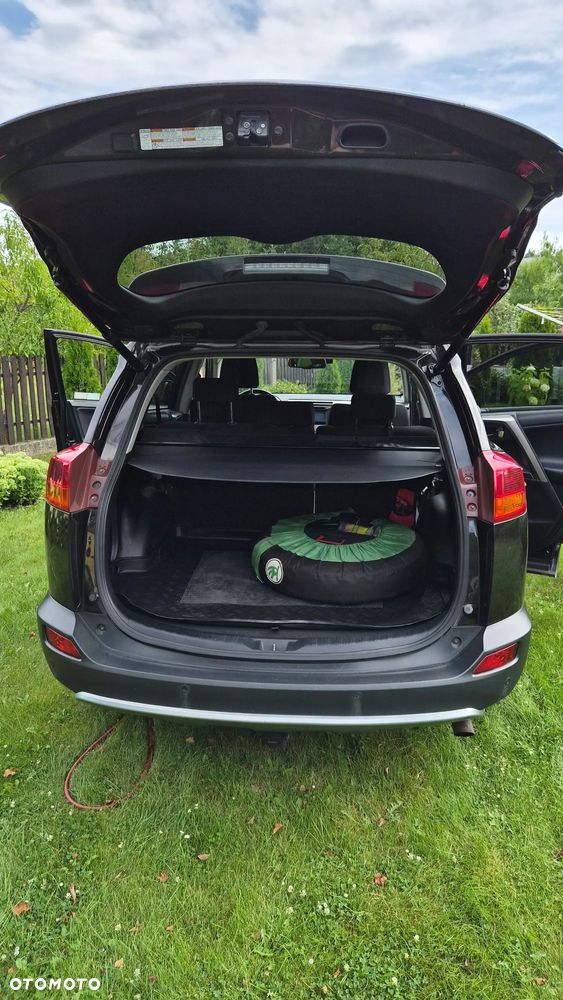 Toyota RAV4 - 9