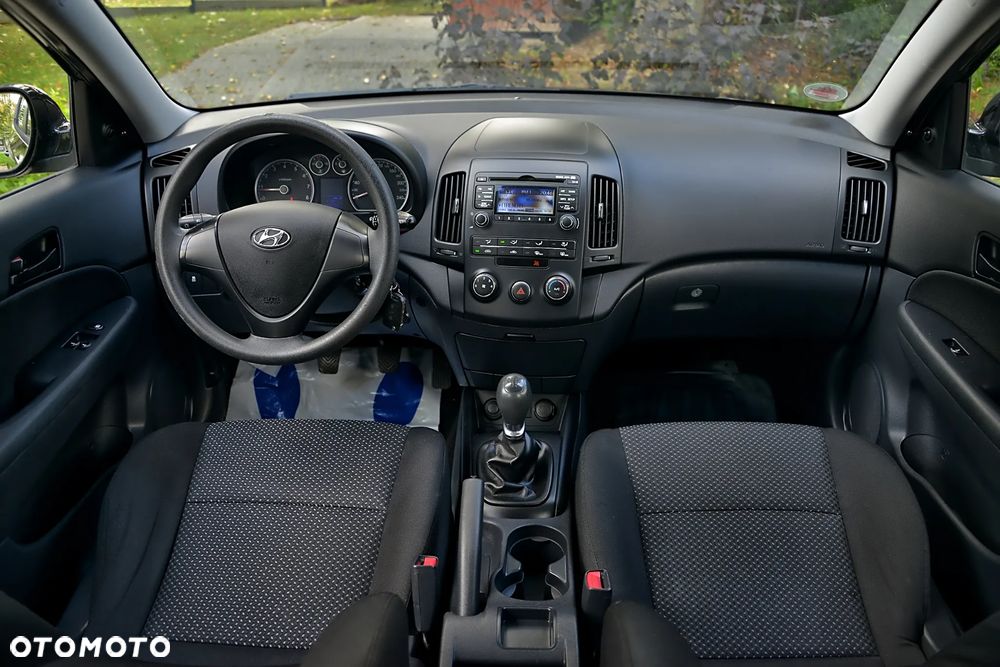 Hyundai i30 1.4 Comfort EU5 - 29
